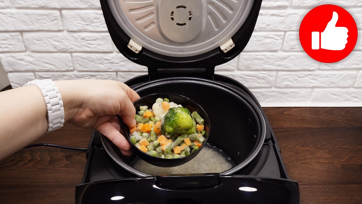 Простой и вкусный рис с овощами в мультиварке для идеального обеда