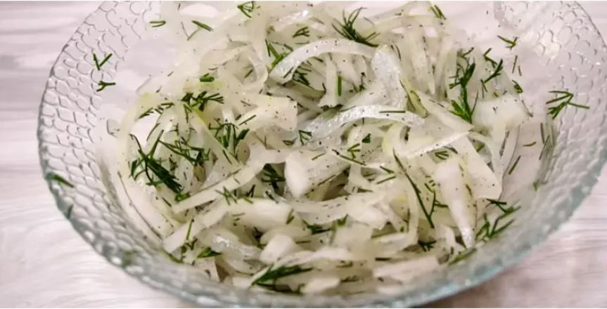 Магия маринованного лука: быстрый и вкусный рецепт для всех