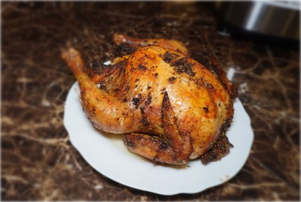 Невероятно вкусная запеченная курица с пряными травами