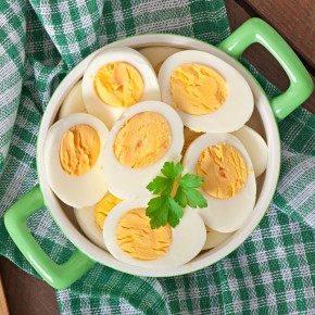 Как правильно выбрать и сварить яйца: советы, которые стоит знать