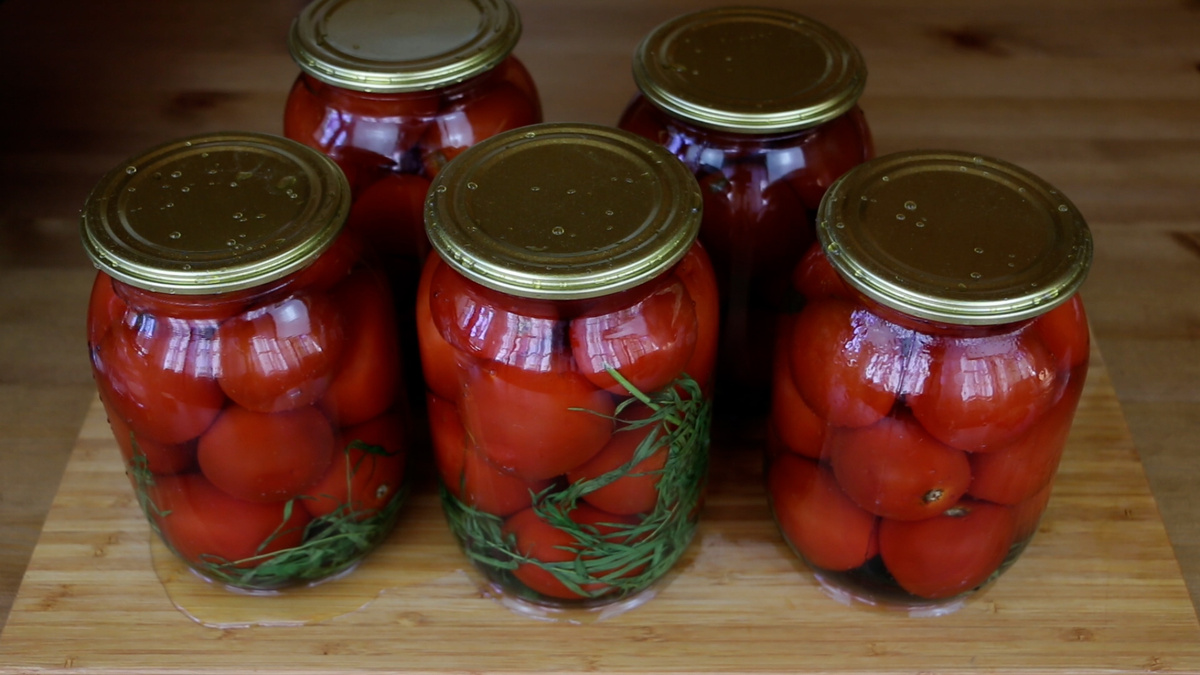 Простые и вкусные помидоры на зиму