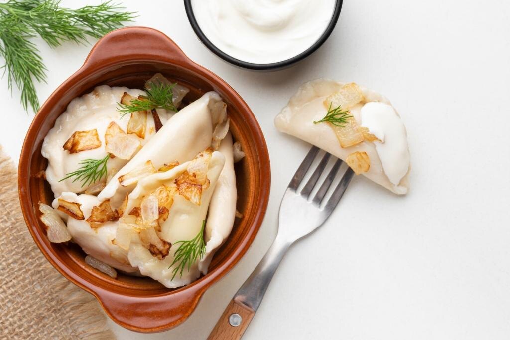 Вареники с сюрпризом на Старый Новый год: что спрятать внутри и как это загадать