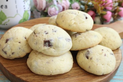 Изысканное песочное печенье с темным шоколадом: простота и восхитительный вкус