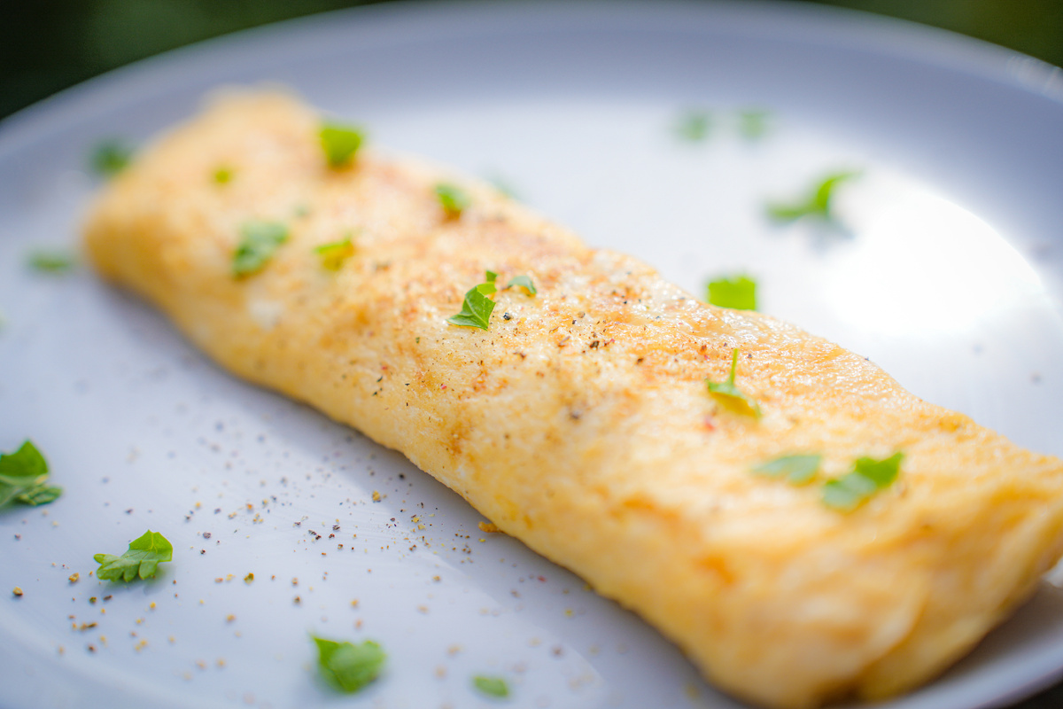 Как сварить идеальный омлет за 5 минут: секреты из сериала "Медведь"