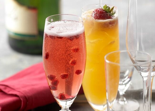 Напитки для новогоднего стола 2026: волшебство в каждом глотке