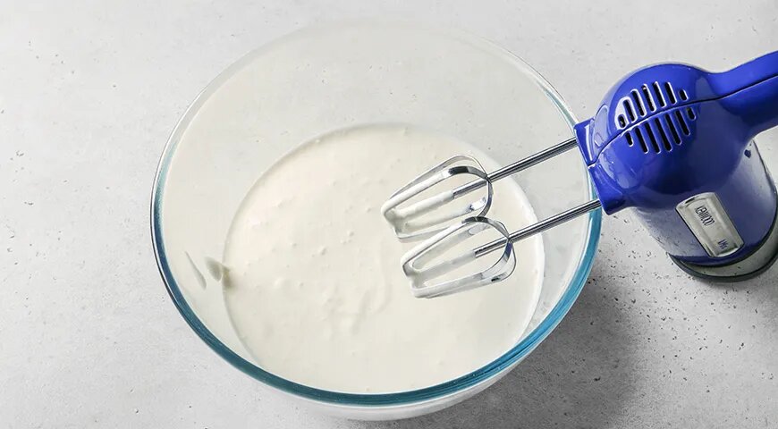 Вкусный крем с вареной сгущенкой для вашего торта: пошаговый рецепт