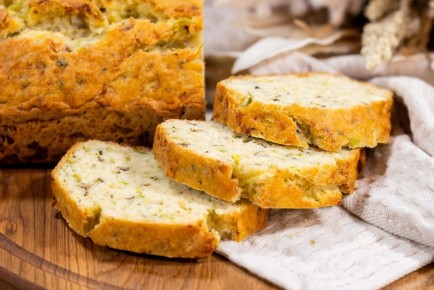 Ароматный хлеб без сахара: миндаль и прованские травы в вашем меню