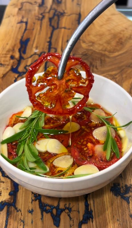 Вяленые помидоры: искусство приготовления и сохранение лета на вашей кухне