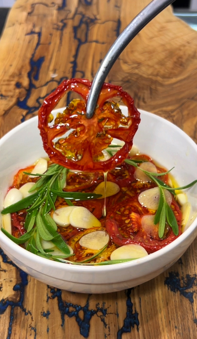 Вяленые помидоры: искусство приготовления и сохранение лета на вашей кухне