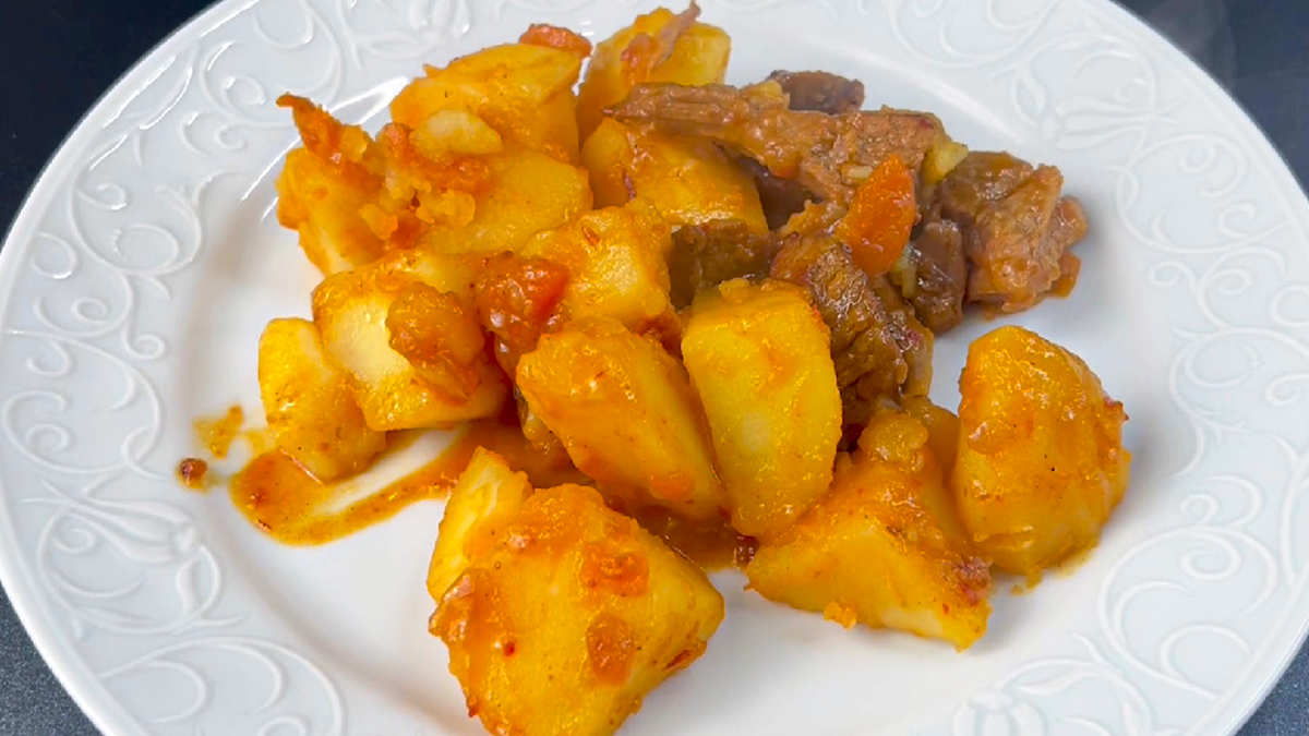 Непревзойденное жаркое с картофелем для семейного ужина