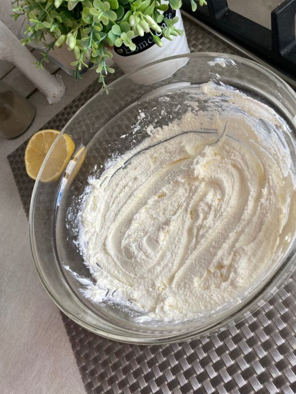 Вкусная домашняя Филадельфия для праздничного стола