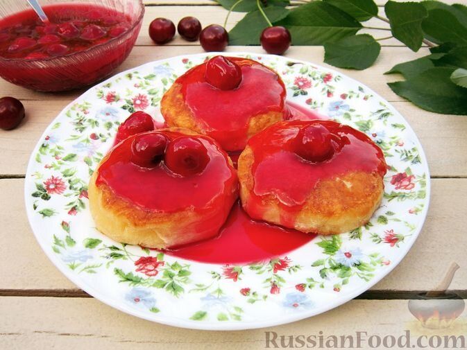 Необычные сырники: от вишни до кабачков