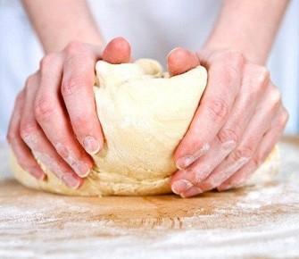 Идеальное тесто для пиццы с оливковым маслом