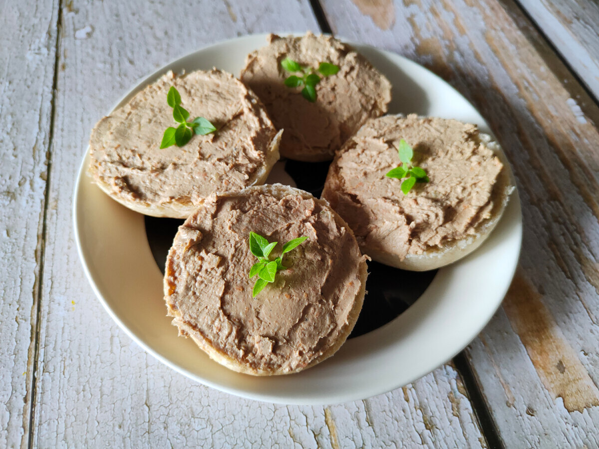 Нежный крем-паштет из куриной печени: готовим как шеф-повар