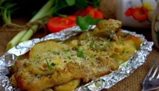 Нежное филе хека с картошкой: просто и вкусно