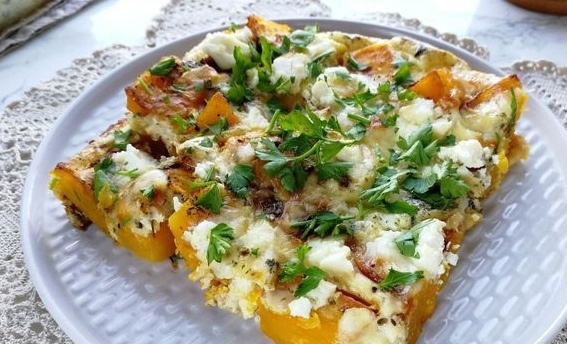 Ароматная запеканка из тыквы с сыром и нежной заливкой