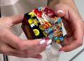 Жостовская фабрика преображает кубик Рубика в творение искусства