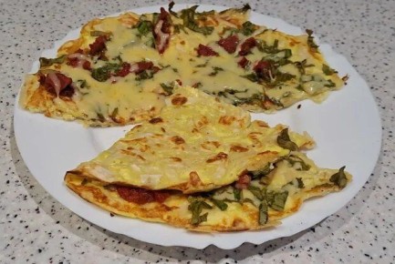 Уютный завтрак: лаваш с сыром и шпинатом в 15 минут