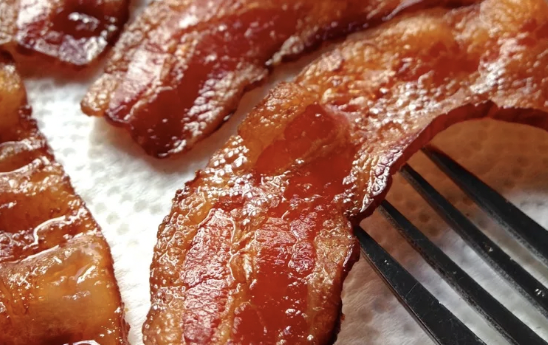 Приготовьте аппетитный бекон с картофелем на любой случай