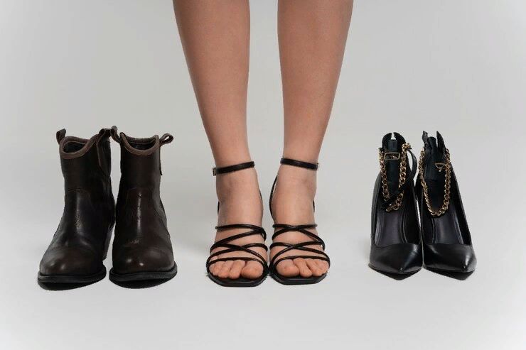 Сколько пары обуви должно быть у взрослого: минимализм или комфорт?