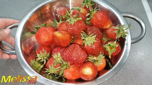 Цукаты из клубники: летний десерт для гурманов