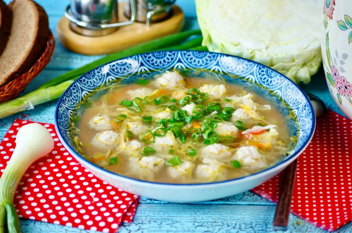 Щи с кислой и свежей капустой: идеальный рецепт для диеты
