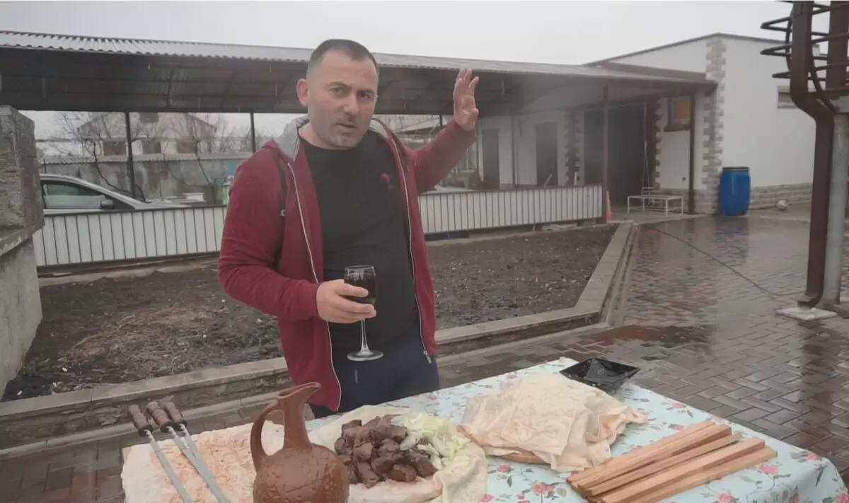 Теплые слова о любви и вине: как создать настроение