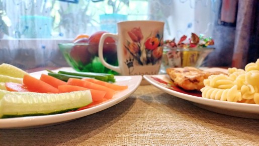 Ирина радует гостей восхитительным домашним обедом