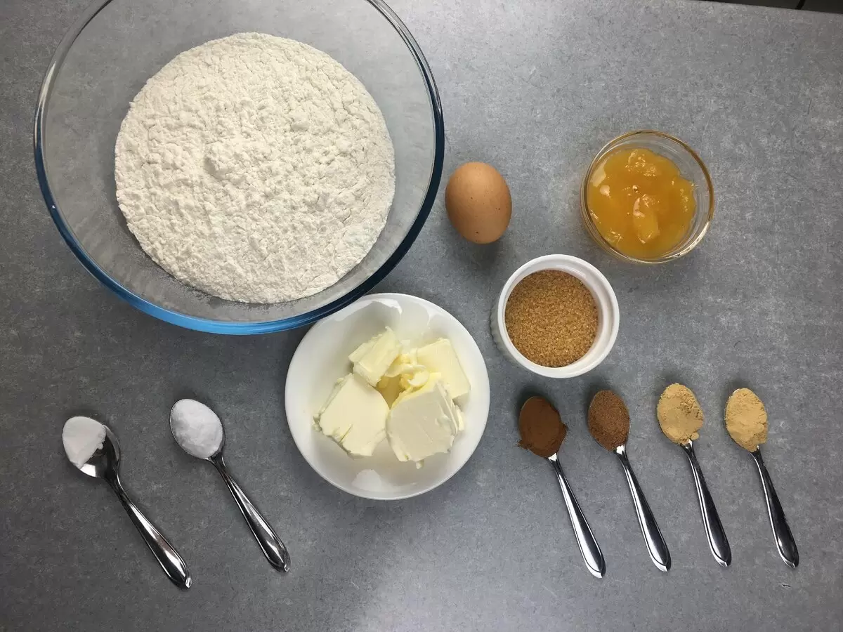 Незабываемый вечер с пряным имбирным печеньем