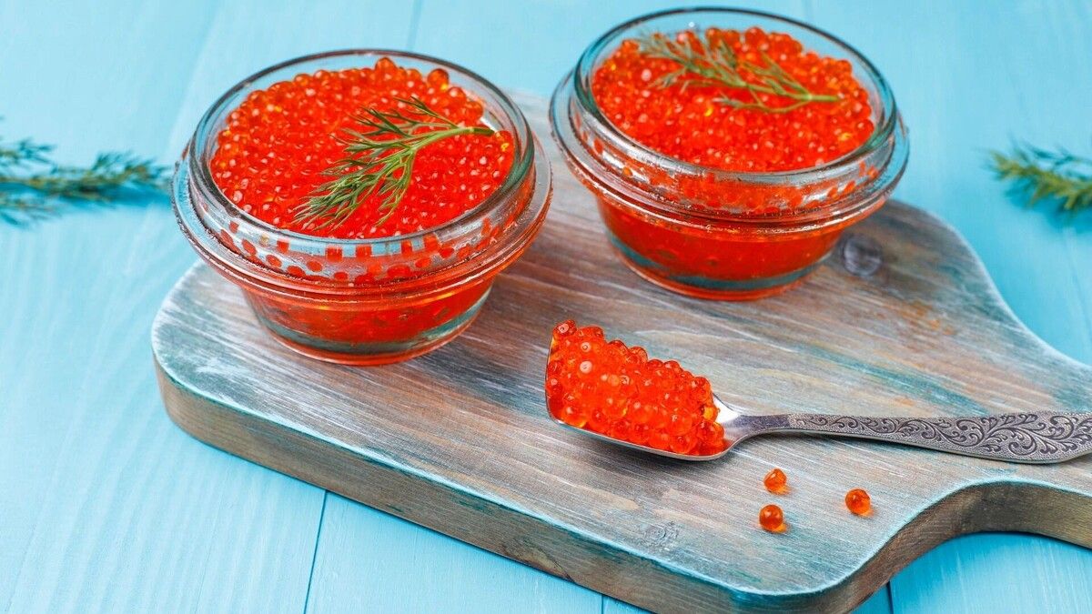 Каждая четвертая банка красной икры скрывает опасность: неожиданные результаты исследования