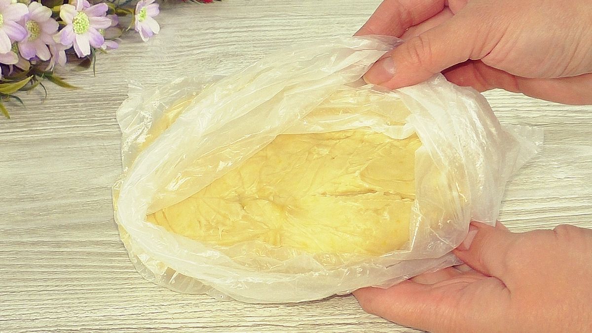 Вареники с соленым творогом и зеленым луком